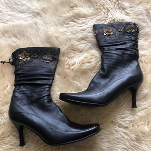 Genuine Leather Vintage Square Toe Heeled Boots